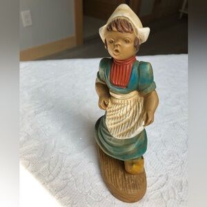 Vintage Dutch Holland Girl Figurine
